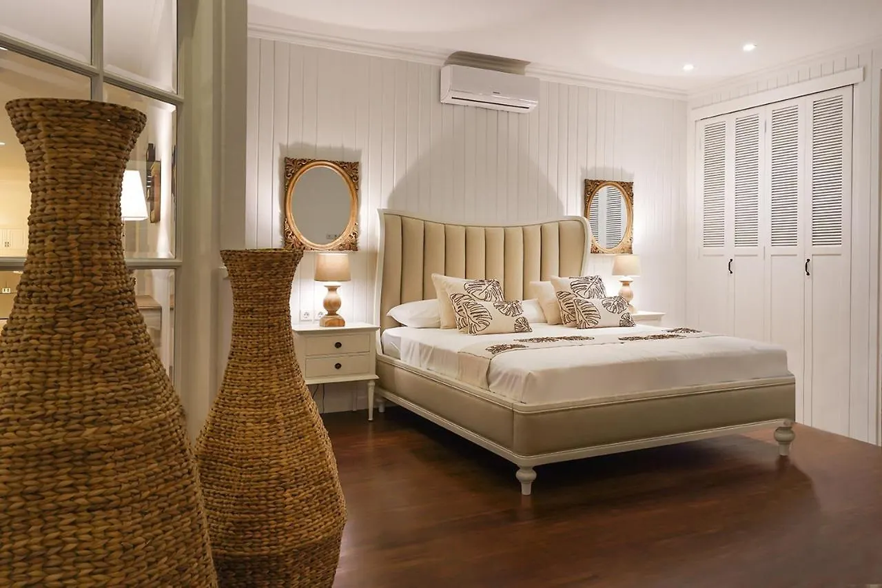 Villa Symphony White By Balisuperhost Ubud 0*,  Indonezja
