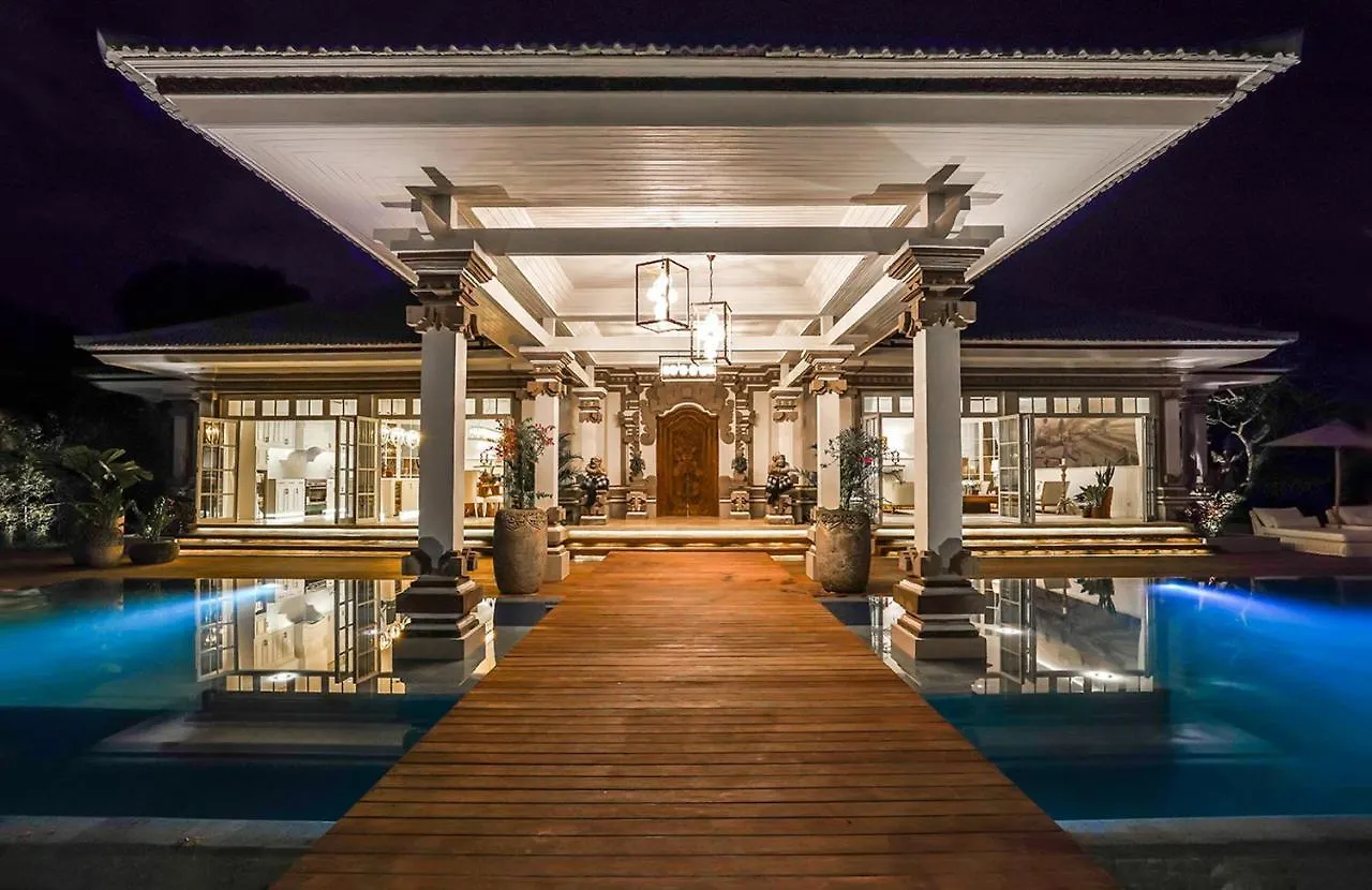 Villa Symphony White By Balisuperhost Ουμπούντ