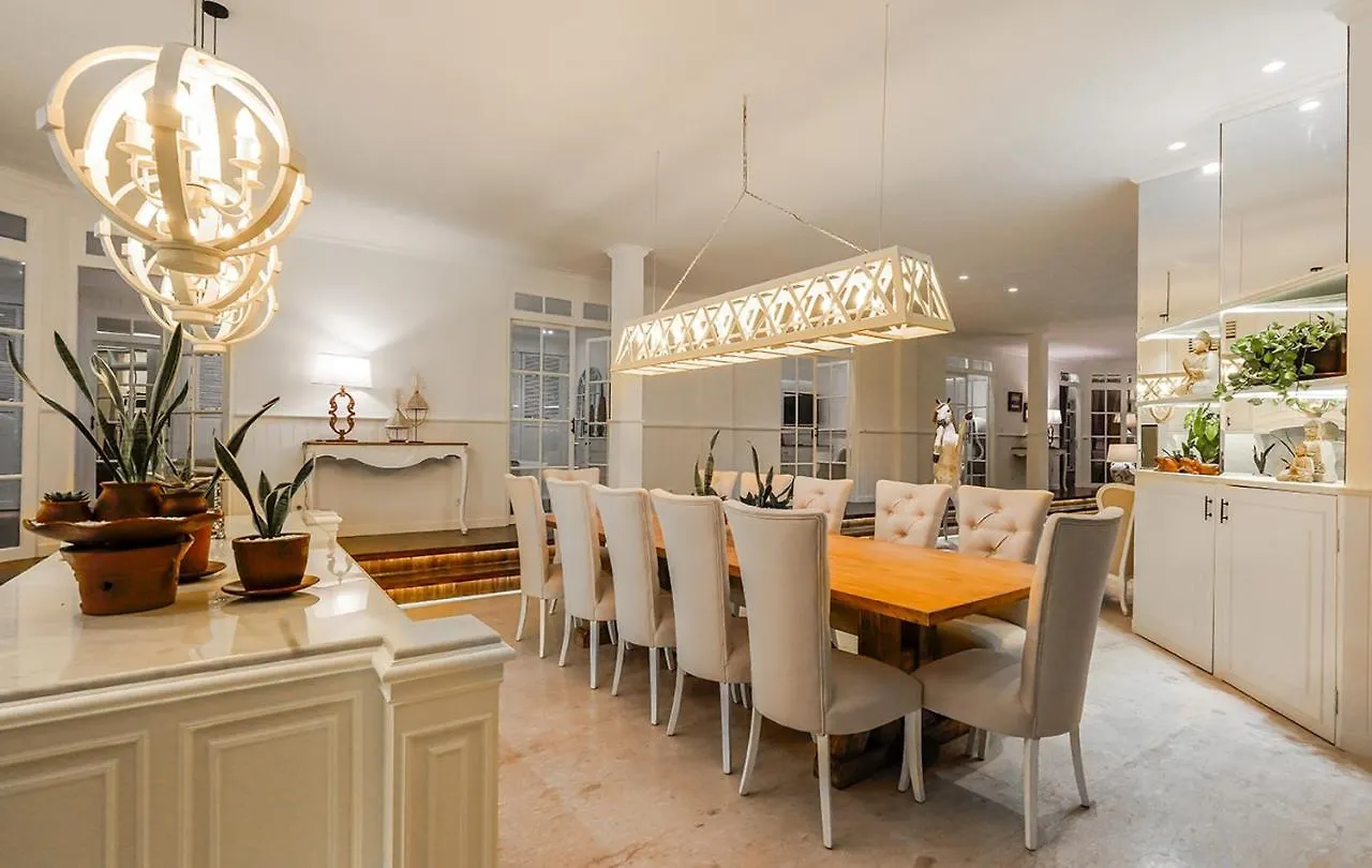 Villa Symphony White By Balisuperhost Ουμπούντ Ινδονησία